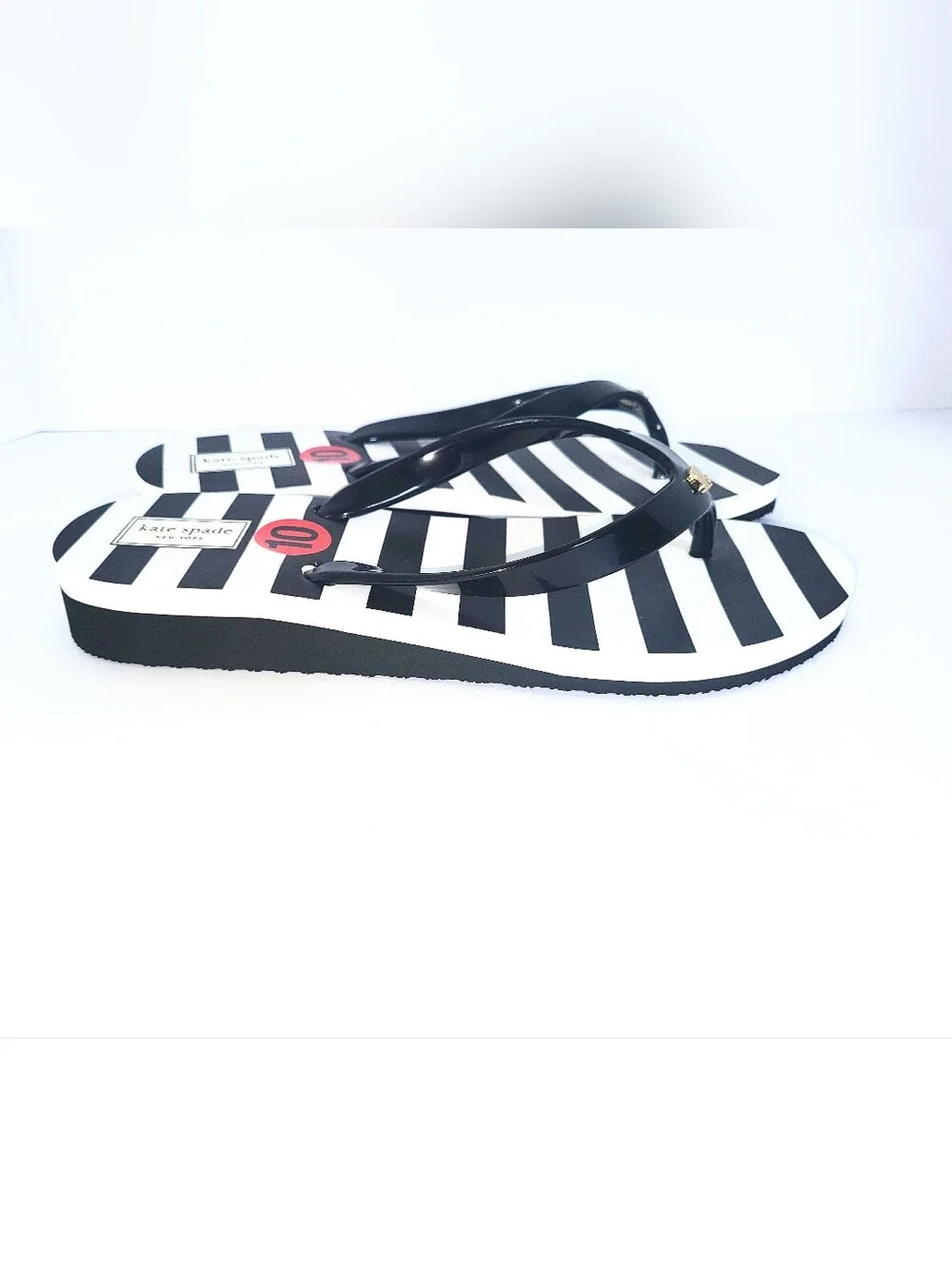 NWT Kate Spade Milli Flip Flop Wedge Thong Sandal Black & White Striped Size 10